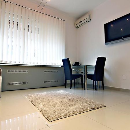 City Centre Apartment נובי סאד מראה חיצוני תמונה