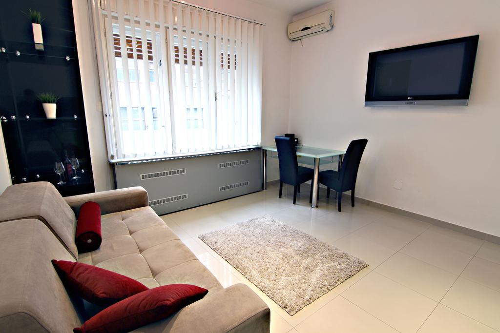 City Centre Apartment נובי סאד מראה חיצוני תמונה